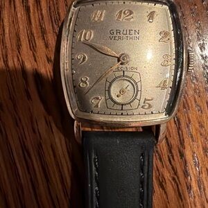 Gruen Veri-Thin Precision tank Swiss watch-new crystal and strap-runs